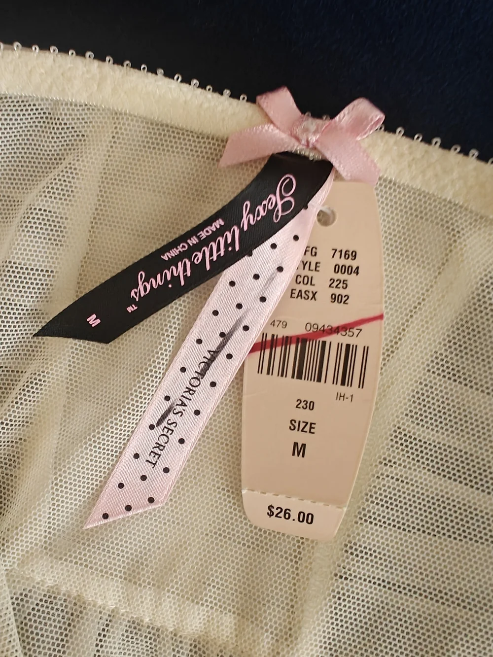 Victoria's Secret M Panty Bridal Sexy Little Things Sheer Ruffle Ivory